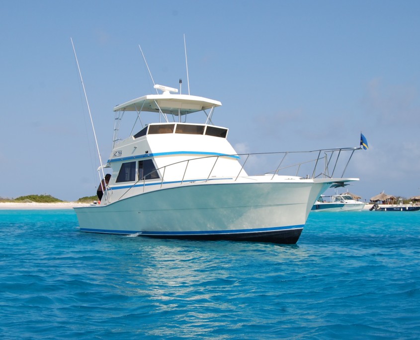 private yacht rental curacao